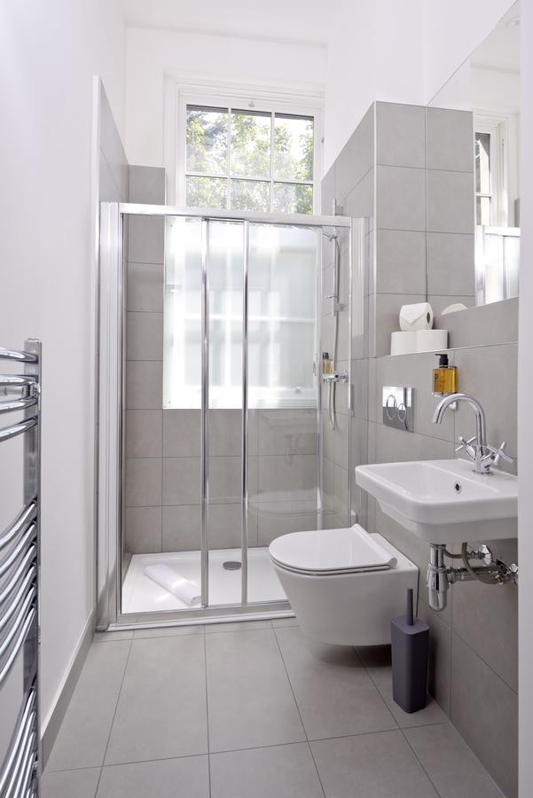 אדינבורו Destiny Scotland Apartments At West End - Princes Street מראה חיצוני תמונה