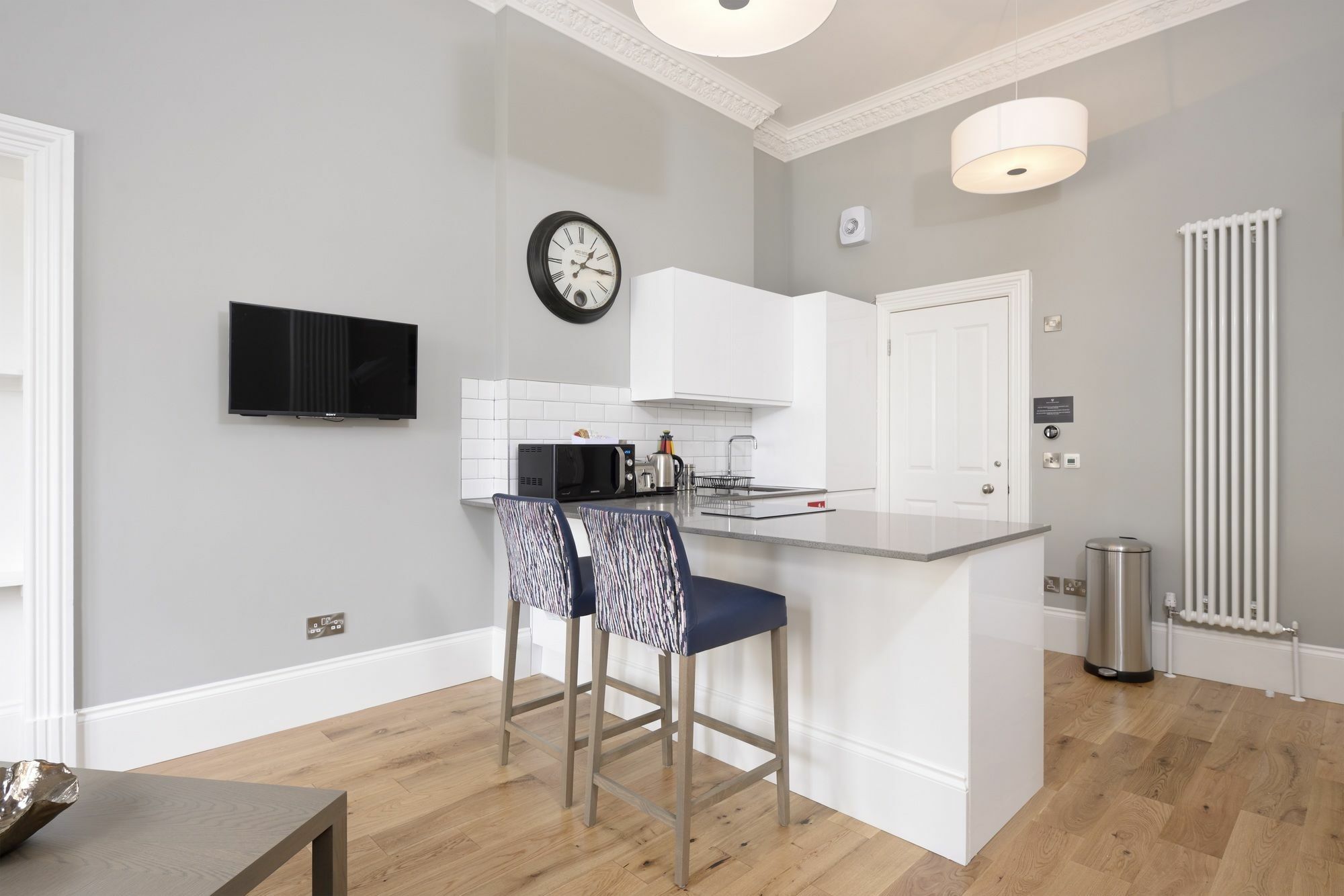 אדינבורו Destiny Scotland Apartments At West End - Princes Street מראה חיצוני תמונה
