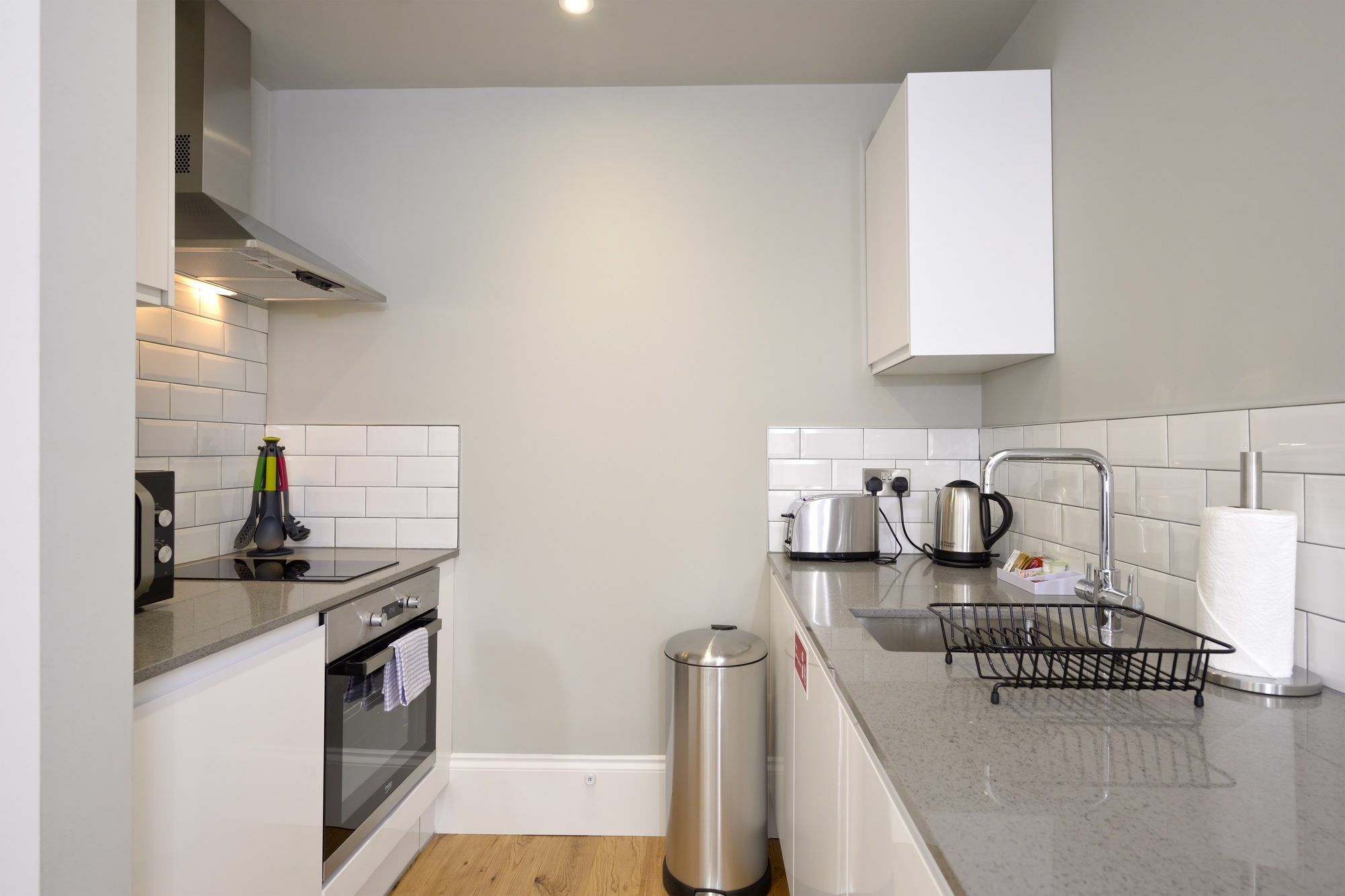 אדינבורו Destiny Scotland Apartments At West End - Princes Street מראה חיצוני תמונה