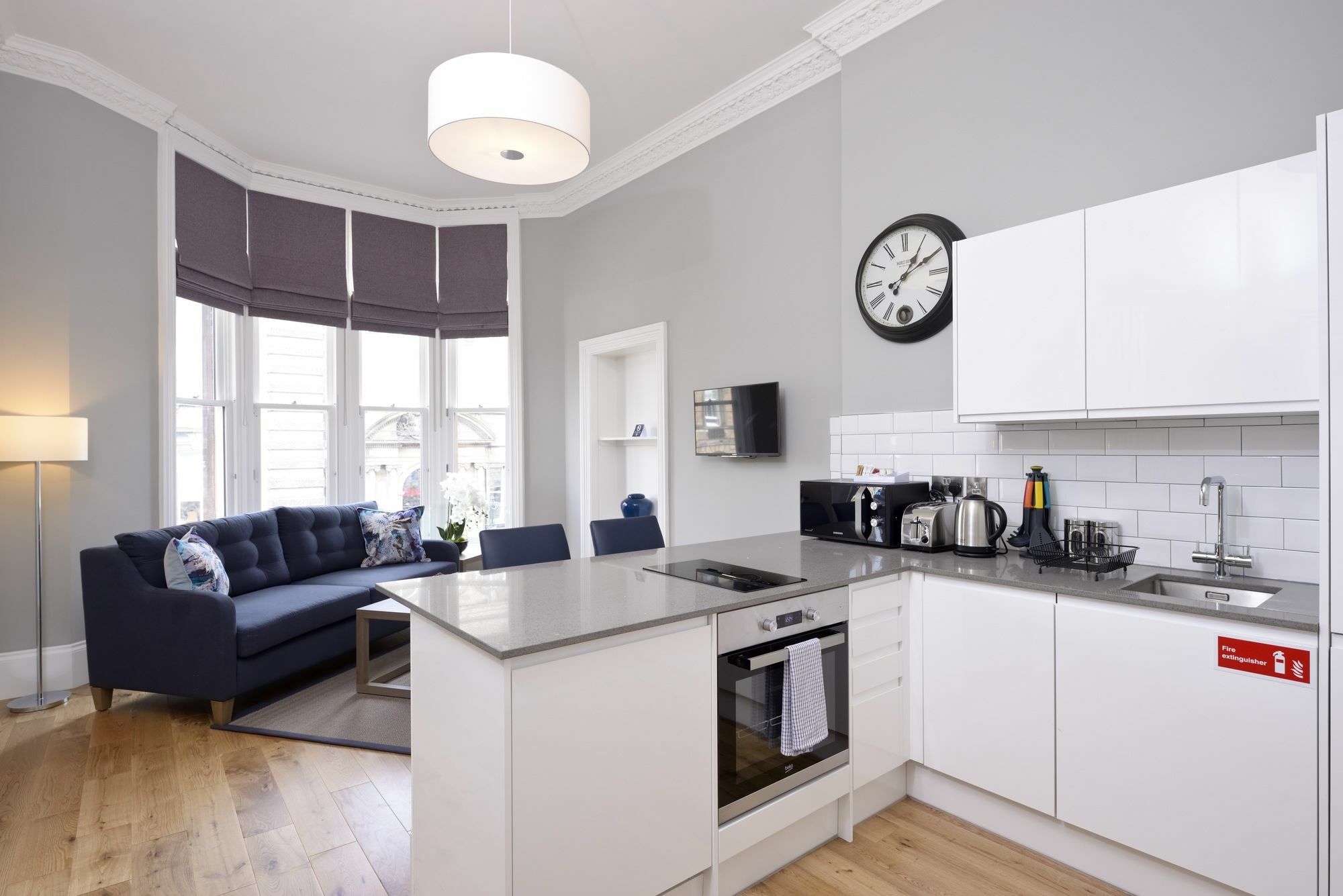 אדינבורו Destiny Scotland Apartments At West End - Princes Street מראה חיצוני תמונה